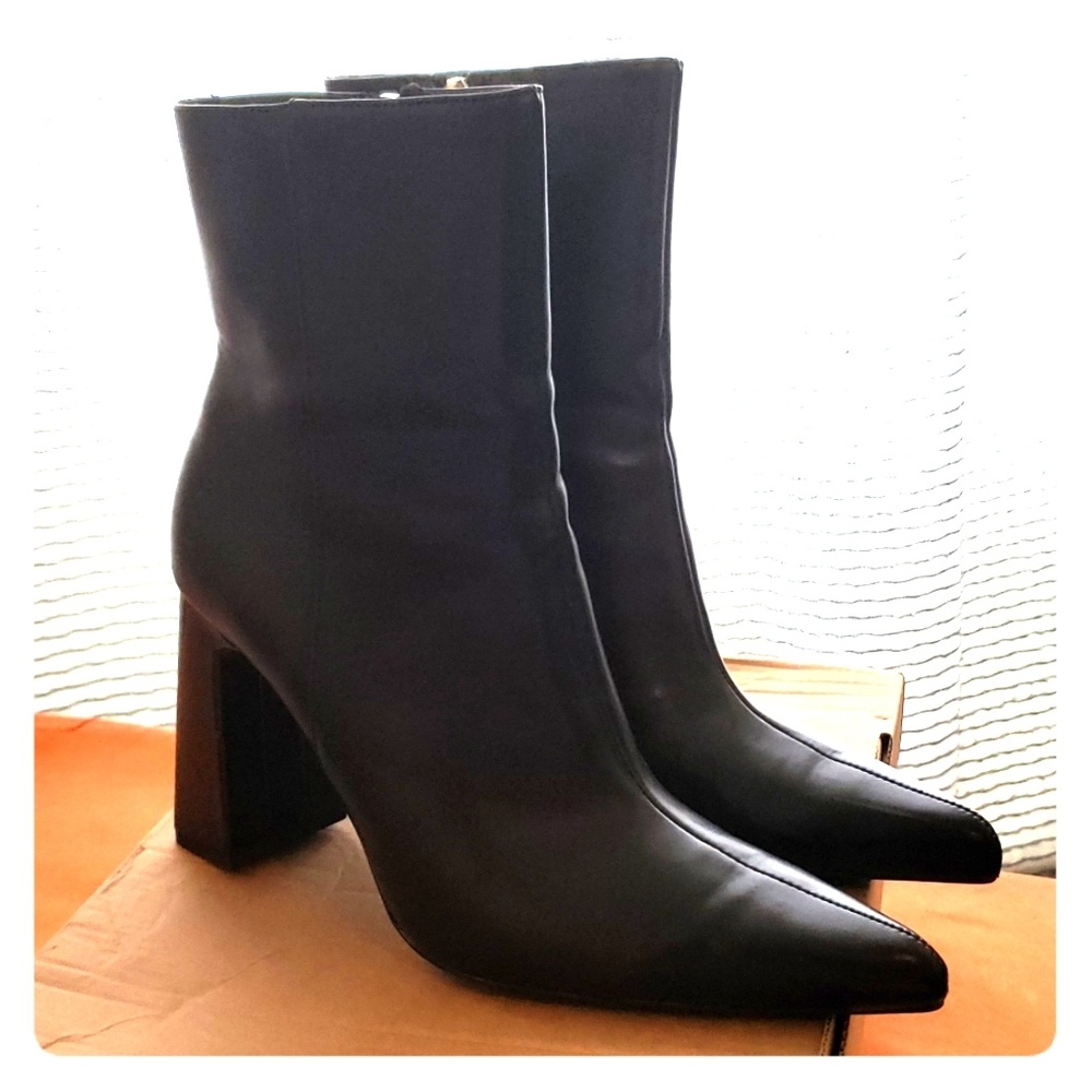 Black Zara ankle boots